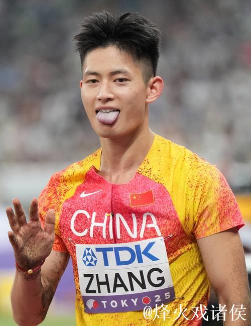 精益求精护健康 张溟鲲稳健谋远跳 精益求精护健康 张溟鲲稳健谋远跳