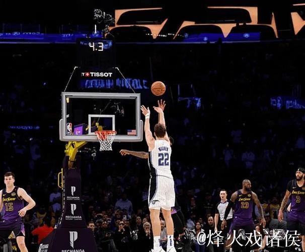 小瓦格纳砍下35分魔术力克76人 老鹰终结雄鹿7连胜势头 小瓦格纳砍下35分魔术力克76人 老鹰终结雄鹿7连胜势头