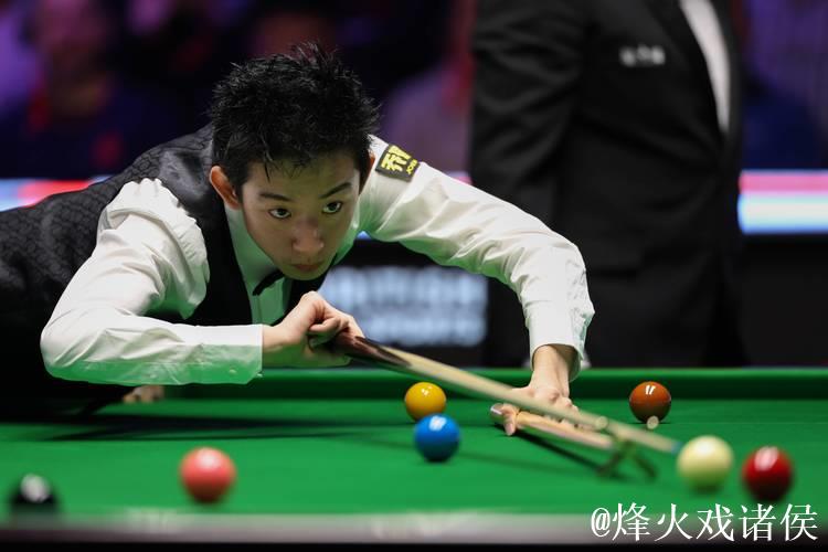 斯诺克西安大奖赛:吴宜泽5-2战胜徐思 顺利晋级32强 斯诺克西安大奖赛:吴宜泽5-2战胜徐思 顺利晋级32强