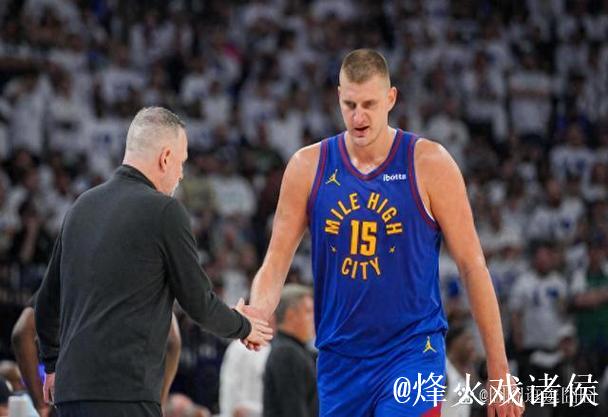 约基奇三双引领掘金大胜老鹰 国王逆转战胜76人 约基奇三双引领掘金大胜老鹰 国王逆转战胜76人