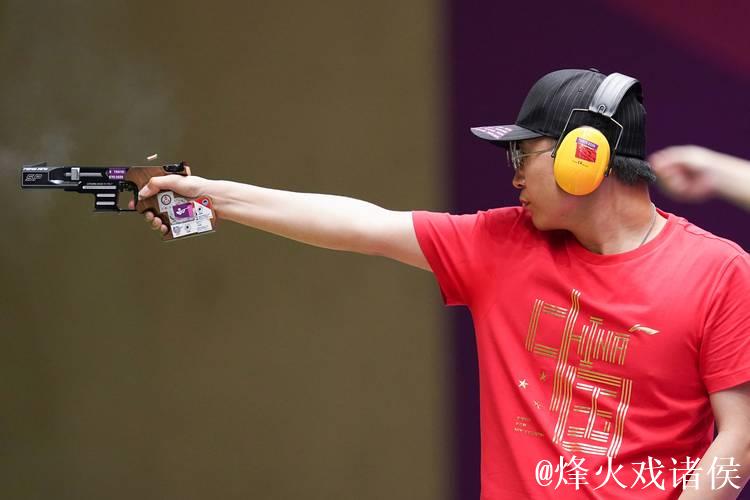 射击世界杯总决赛:李越宏蝉联男子手枪速射冠军 射击世界杯总决赛:李越宏蝉联男子手枪速射冠军