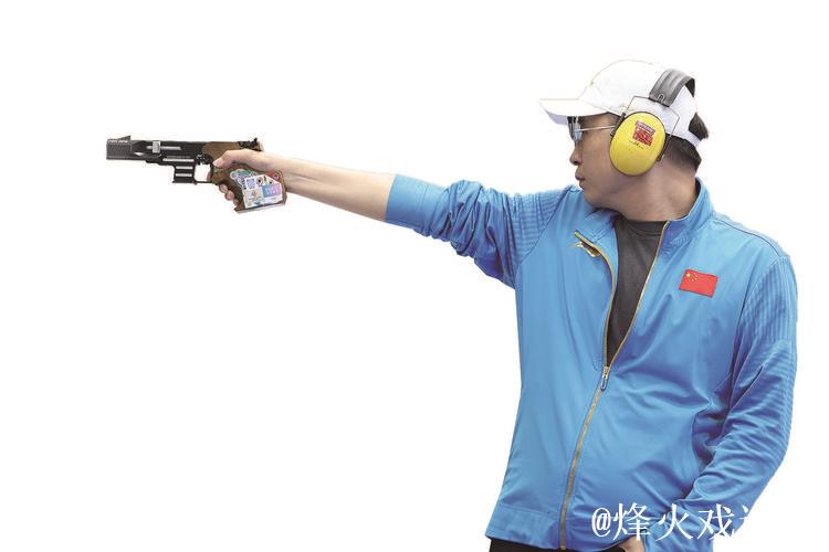 射击世界杯总决赛:李越宏蝉联男子手枪速射冠军 射击世界杯总决赛:李越宏蝉联男子手枪速射冠军